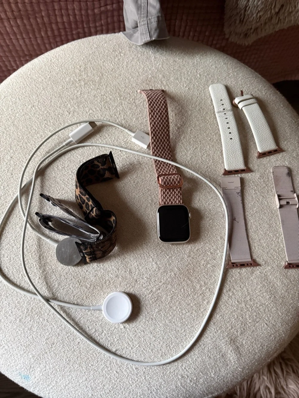 Apple Pink Mesh Smartwatch with Multiple Strap Options